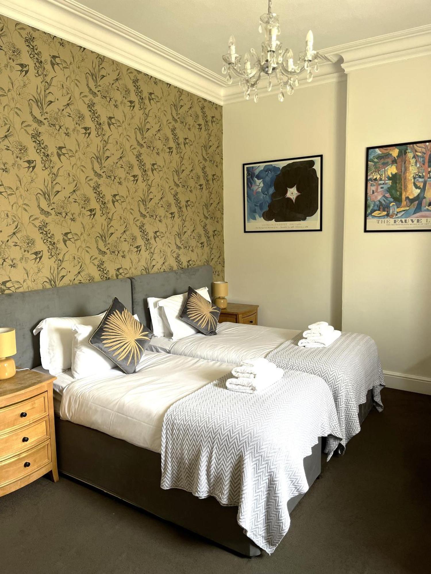 The Room EDI Exterior foto